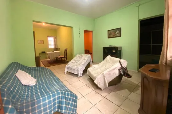 Casa Sólida Metro Parque Almagro Con Estacionamiento