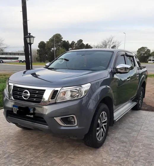 Nissan Frontier 2.3 Xe Cd 4x2 Mt