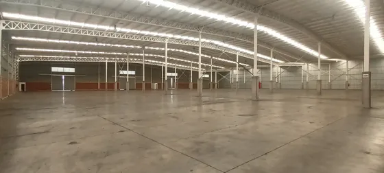 Arriendo De Bodega 9000 M² San Berdardo