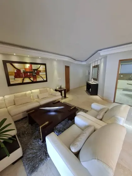 Se Vende Apartamento En Residencias Esturión. Lechería.