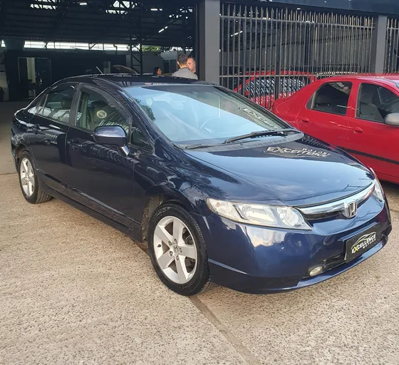 Honda Civic 1.8 Lxs Aut. 4p