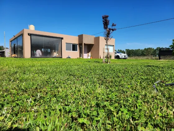 Casa Quinta Coronel Brandsen. Atencio!!! Leer La Descripción Para Saber Fechas Y Precios 
