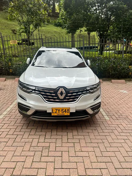 Renault Koleos 2.5 Intens 4x4 Bose