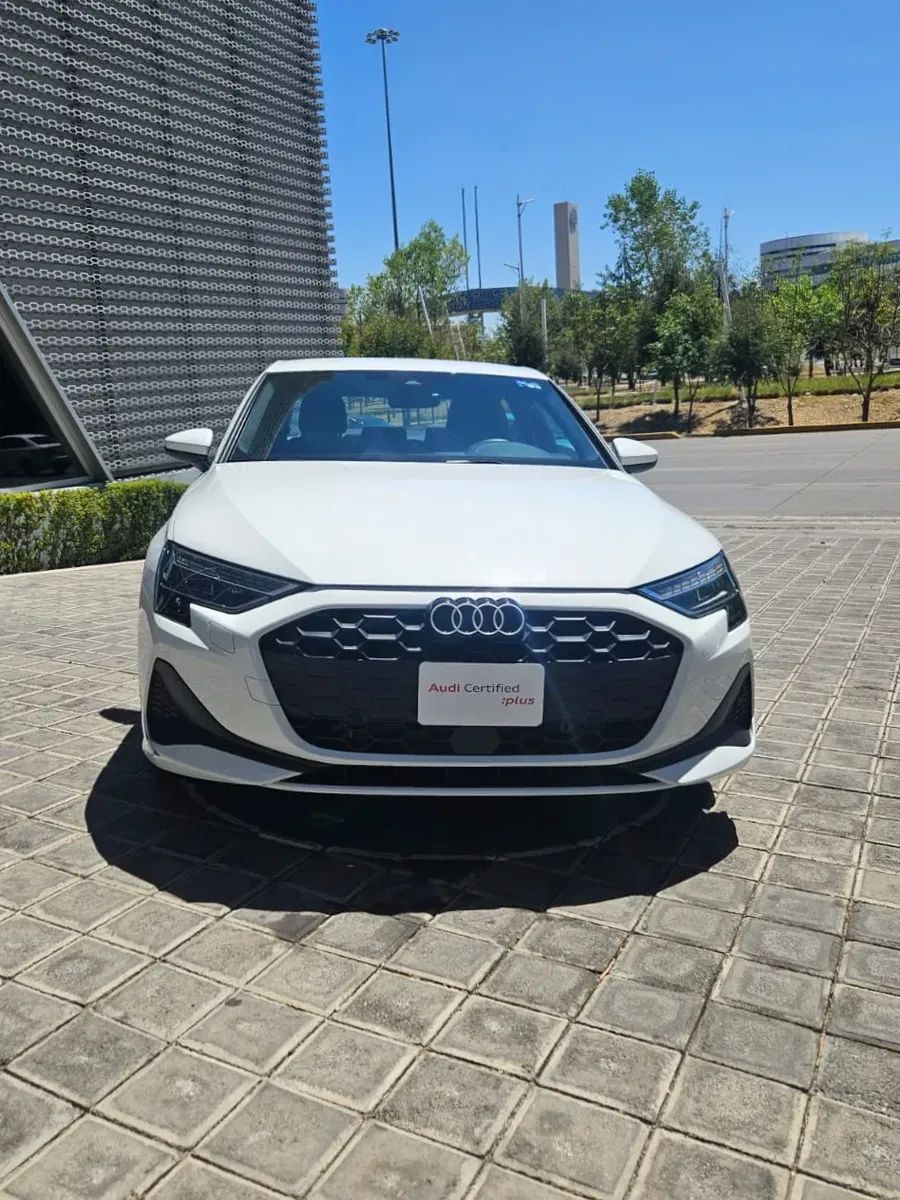 Audi A3 1.4 Sedán 35tfsi Dynamic