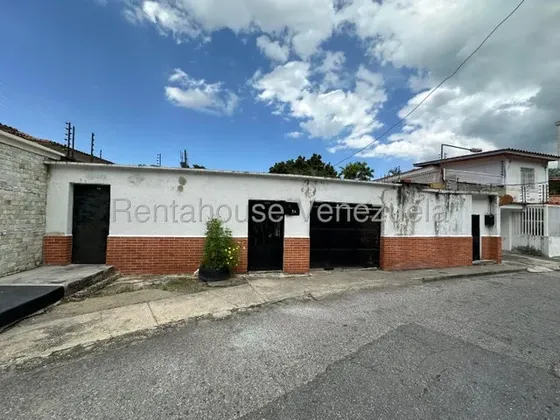 Se Vende Terreno 540 Mts2 En Zona Norte Maracay, Barrio Sucre 26-4623 Hc