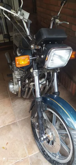 Kawasaki Z 1300 6 Cilindros. Carter Grande  6 Litros De Acei