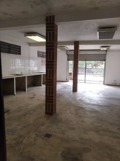 Alquiler De Local Comercial 93 Mts2 En Guacara 11-04