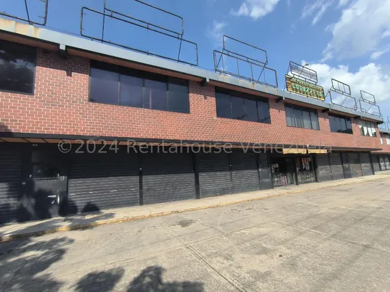 Vendo Local Comercial Ubicado En La Encrucijada Turmero, Cód. 25-14663 Myc