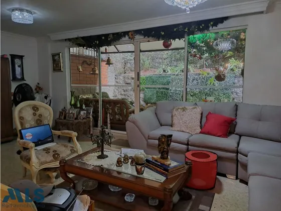 Casa Familiar(mls#244614)