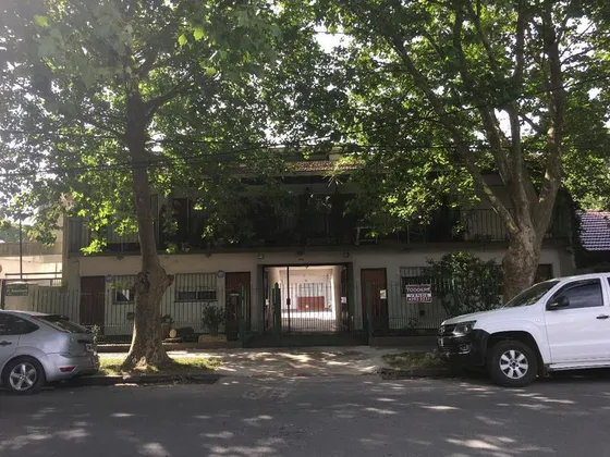 Departamento En P.h. Al Frente Sobre Bouchard
