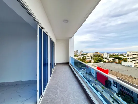 Apartamento Nuevo En Venta En Bella Vista, Santo Domingo, 3 Habitaciones + Estudio, Vista Parcial Al Mar