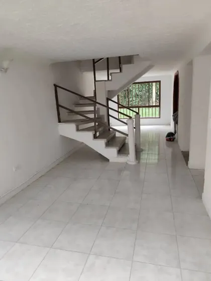 Ganga Vendo Casa Amplia 192 M2 Barrio Corales En Pereira Risaralda.