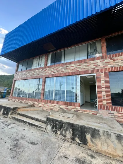 Local Comercial En Venta En San Diego Castillito, Amoblado Y Equipado C.c Con Vigilancia Las 24 Horas (dr)