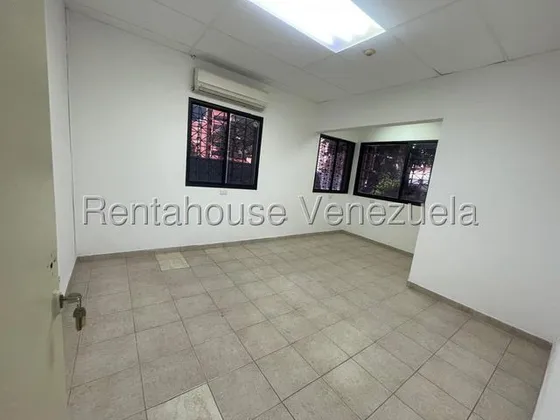 Local En Alquiler Bello Monte 25-14193