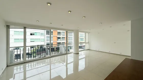Departamento En Venta Lomas De Chapultepec - Para Remodelar