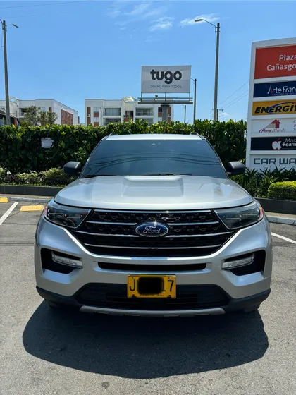 Ford Explorer Xlt