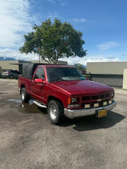 Chevrolet Cheyenne 5.7 C1500