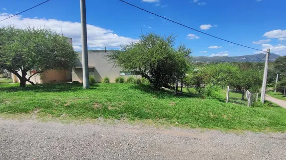 Chalet Con Pileta En Venta En Barrio Cerrado, Mayu Sumaj, Cordoba