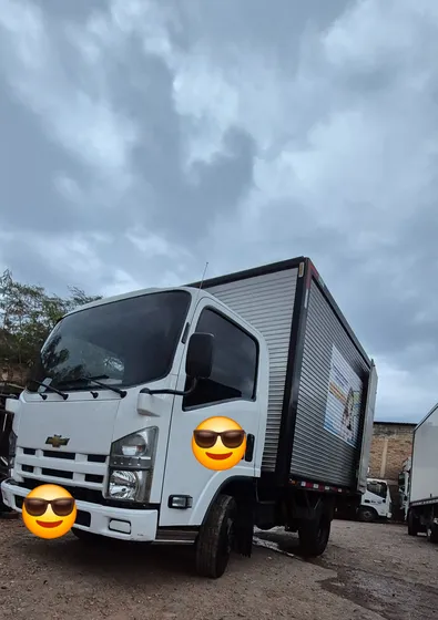 Chevrolet Nhr 2020
