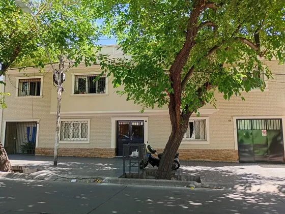 Venta Impecable Departamento En Ciudad Mendoza