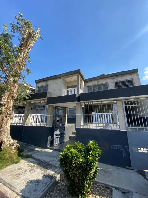 Venta  De Casa En Trigal Centro Calle Cerrada Valencia Z07-32