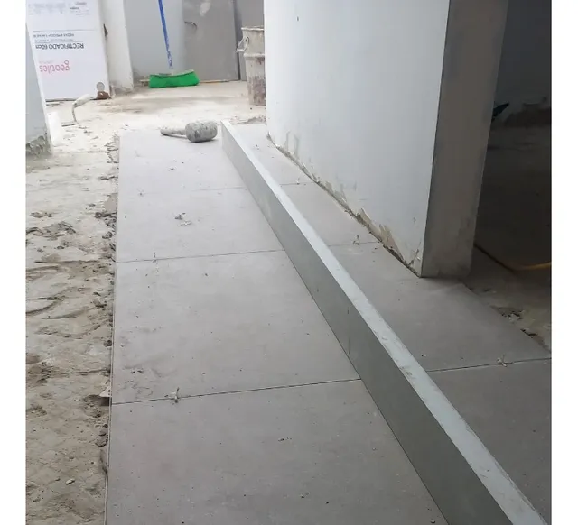 Curso De Enchape De Porcelanato Y Ceramico