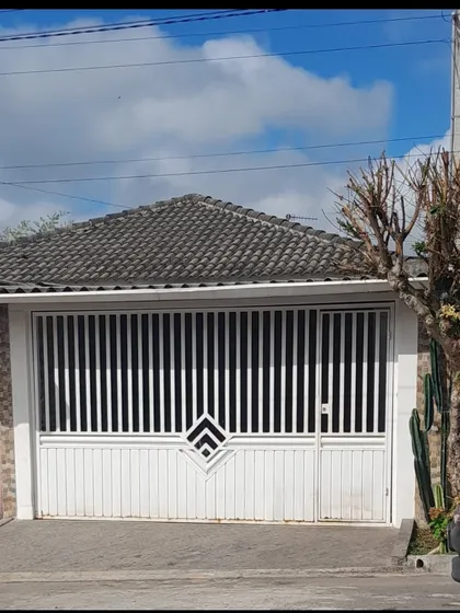 Casa 3 Dormitórios 