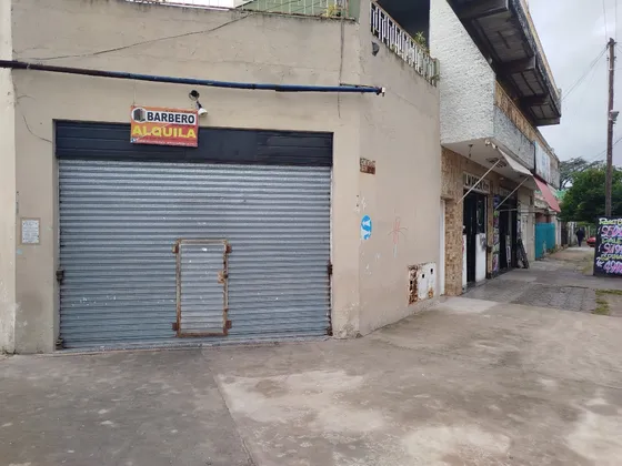 Alquilo Local Laferrere Centro Sur A 3 Cuadras De Estacion