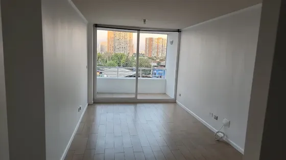 Deptos En Venta En Moderno Edificio En Llano Subercaseaux