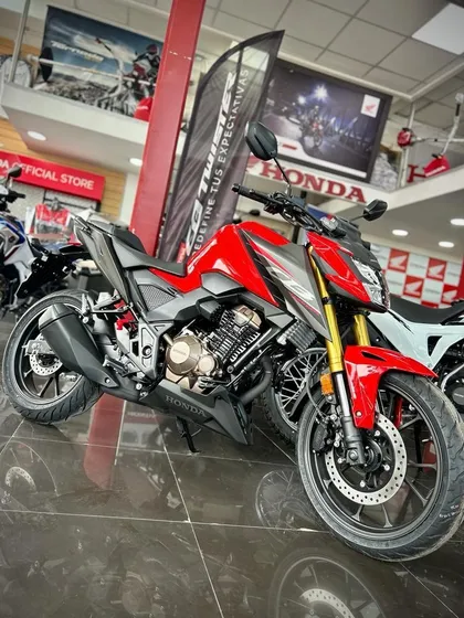 Honda Cb 300 F Twister Un Mes De Seguro Gratis