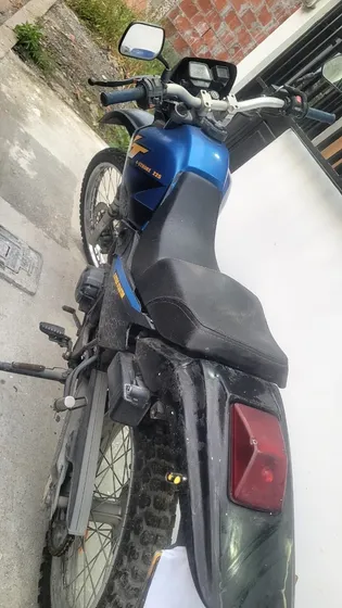 Xt 225, No Anda , Si Tiene Traspáso,no Soat, No Tecno.