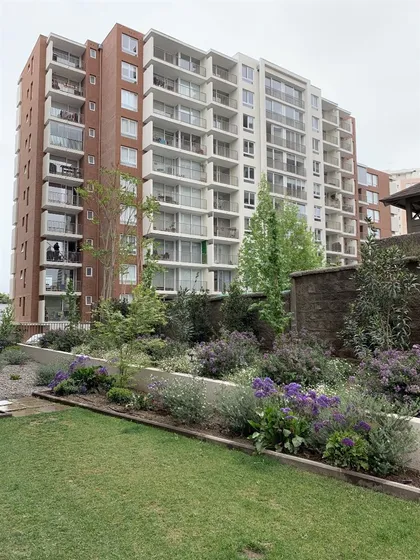 Departamento En Venta De 1 Dorm. En Ñuñoa Metro Plaza Egaña