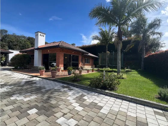 Casa Campestre En Loma Del Escobero (cm)