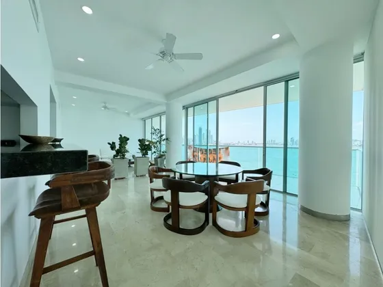 Apartamento En Edificio Aqua Castillogrande De 3 Alcobas Cartagena