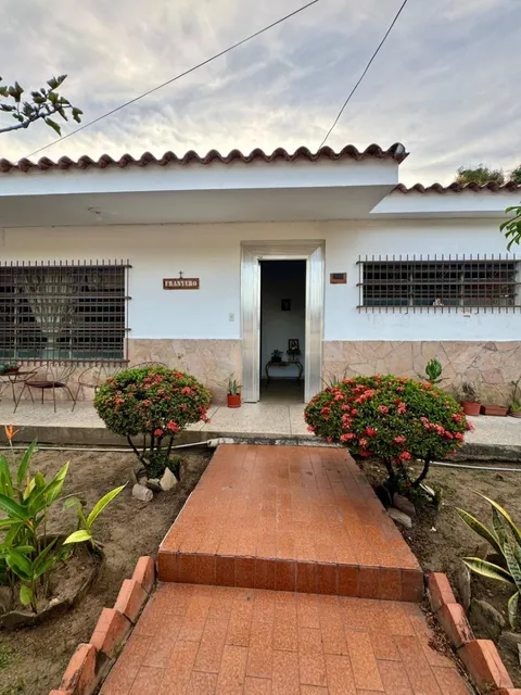 Josseyris Jimenez Vende Casa En Naguanagua Sector Nueva Esparta
