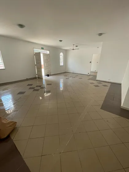 Casa Térrea Com 4 Dormitórios E 2 Suítes Valor Do Terreno