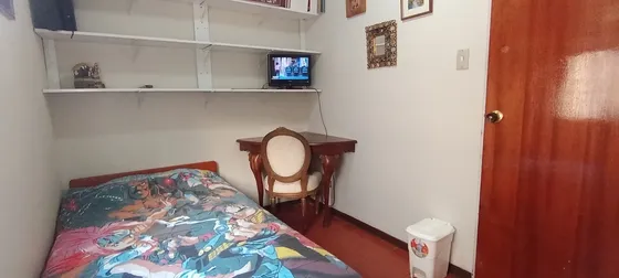 Habitación En Alquiler En Cumbres De Curumo Con Baño Privado