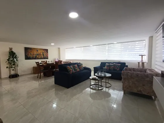 Apartamento Para Arriendo En Chico Norte (5647).
