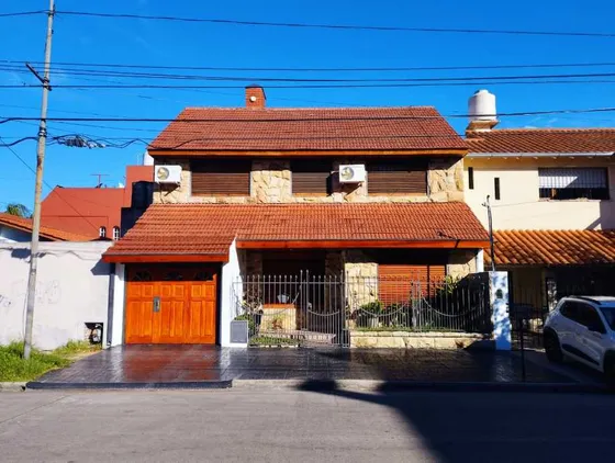 Chalet En Venta En Haedo Centro Norte