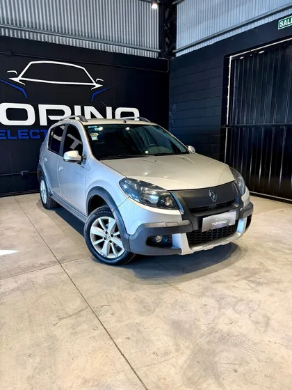 Renault Sandero Stepway 1.6 Confort 105cv