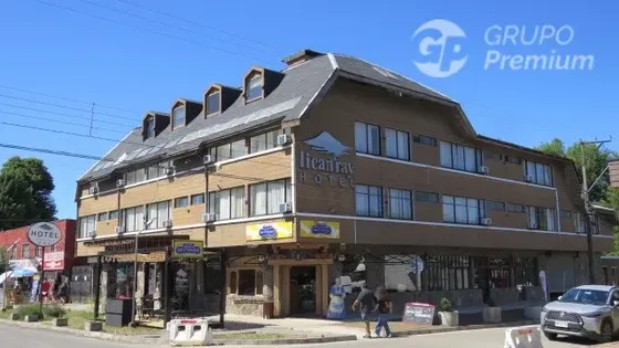 Hotel, Locales Comerciales, Cabaña, En Venta Licanray.