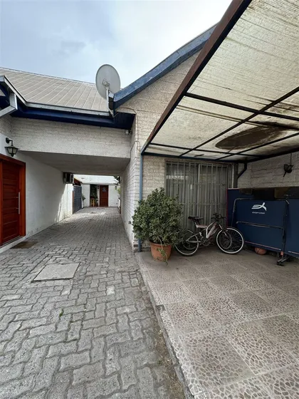 Casa En Venta 4d,2b,1e. Metro Los Quillayes, La Florida