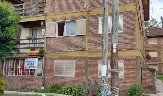Oportunidad Departamento En Barrio  Coca Cola   En Monte Grande