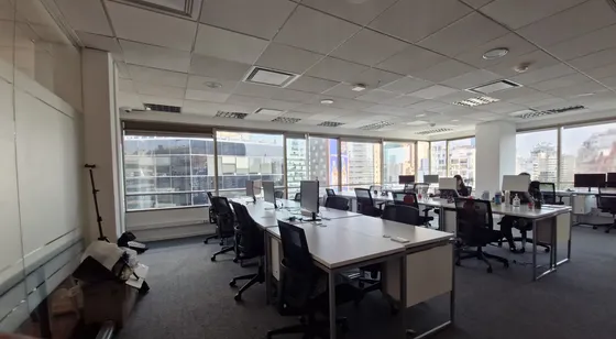 Arriendo De Oficina En Las Condes Id. 84.329-ofi