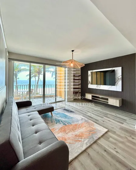 En Venta Apartamento Con Salida Directa A Playa Parguito En Terrazas De Cimarrron.