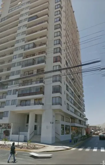 Departamento En Venta De 3 Dorm. Central Iquique