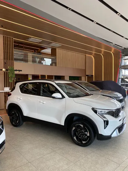 Kia Sonet Zenith