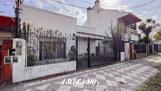 Venta De Casa 2 Ambientes Apta Credito Hipotecario En Monte Grande