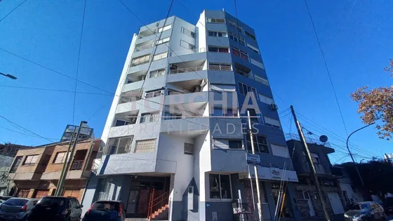 Departamento En Valentin Alsina