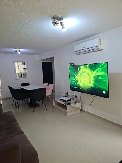 Apartamento En San Diego Res. Parque San Nicolas (gg)